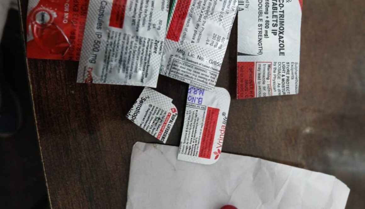 ਫਾਰਮਾਸਿਸਟ ਬਣੇ ਡਾਕਟਰ /ਮੈਡੀਕਲ ਸਟੋਰਜ਼ ਬਣੇ ਹਸਪਤਾਲ/ ਬਿਨਾਂ ਮੈਡੀਕਲ ਡਿਗਰੀ ਤੋਂ ਬਣੇ ਡਾਕਟਰ