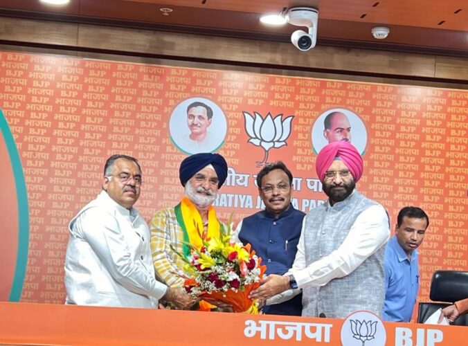 ਅਮਰੀਕਾ ‘ਚ ਭਾਰਤ ਦੇ ਸਾਬਕਾ ਰਾਜਦੂਤ ਤਰਨਜੀਤ ਸਿੰਘ ਸੰਧੂ ਭਾਜਪਾ ‘ਚ ਸ਼ਾਮਲ ।