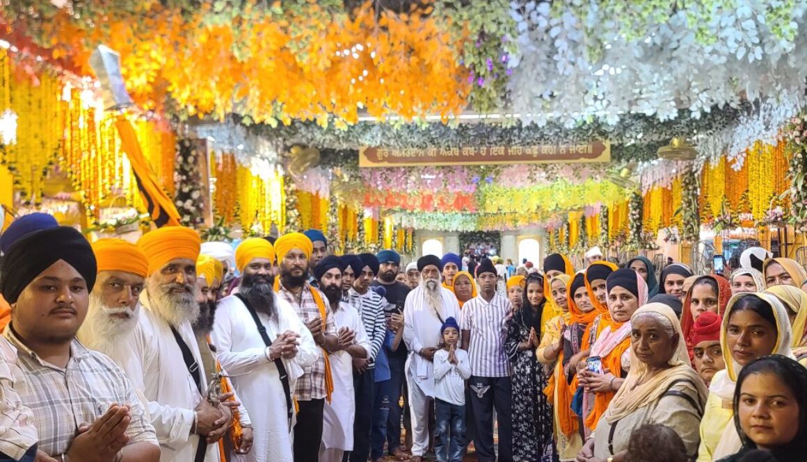 ਤੀਜੇ ਪਾਤਸ਼ਾਹ ਸ੍ਰੀ ਗੁਰੂ ਅਮਰਦਾਸ ਜੀ ਦੇ ਜੋਤੀ ਜੋਤ 450 ਸਾਲਾ ਸ਼ਤਾਬਦੀ ਤੇ ਸ਼੍ਰੀ ਗੋਇੰਦਵਾਲ ਸਾਹਿਬ ਵਿਖੇ ਨਗਰ ਵਾੜਾ ਸ਼ੇਰ ਸਿੰਘ ਅਤੇ ਹੋਰਨਾਂ ਨਗਰਾਂ ਤੋਂ ਸੰਗਤਾਂ ਦਰਸ਼ਨ ਦੀਦਾਰਿਆਂ ਲਈ ਪੁੱਜੀਆਂ।