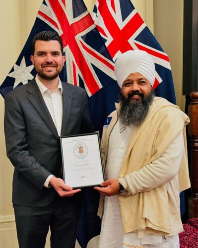 Special honor for Amandeep Singh at the Australian Parliament House. ਆਸਟਰੇਲੀਆ ਦੇ ਪਾਰਲੀਮੈਂਟ ਹਾਊਸ ਵਿਖੇ ਭਾਈ ਅਮਨਦੀਪ ਸਿੰਘ ਜੀ ਦਾ ਵਿਸ਼ੇਸ਼ ਸਨਮਾਨ।