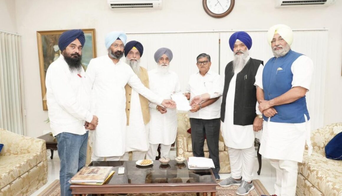 Sukhbir’s Faction Urged to Stop Using Sri Akal Takht Sahib for Political Gains.ਆਪਣੇ ਸਿਆਸੀ ਮੁਫ਼ਾਦ ਲਈ ਸ੍ਰੀ ਅਕਾਲ ਤਖ਼ਤ ਸਾਹਿਬ ਨੂੰ ਵਰਤਣਾ ਬੰਦ ਕਰੇ ਸੁਖਬੀਰ ਧੜਾ