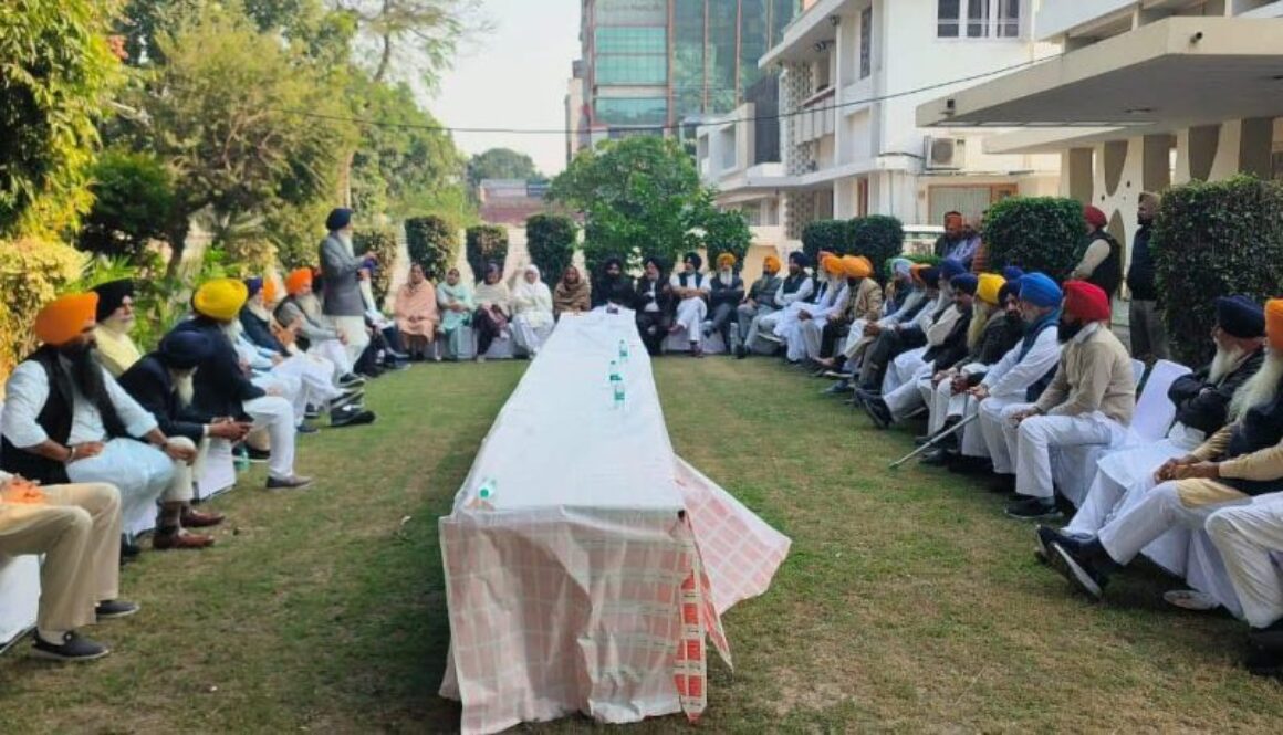 “Shiromani Akali Dal Disrupts Reform Movement Ordered by Jathedar of Sri Akal Takht Sahib”