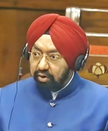 “Vikramjit Sahney Offers Free Skill Training & Job Assistance to Punjabis Deported from America”