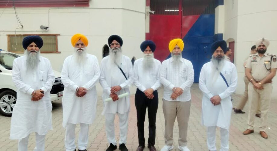 Delegation Led by Advocate Harjinder Singh Dhami Meets Bhai Rajoana