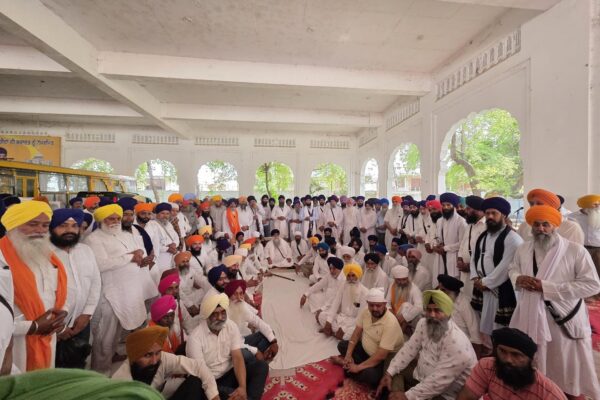 Damdami Taksal Issues Stern Reprimand to Simranjit Mann