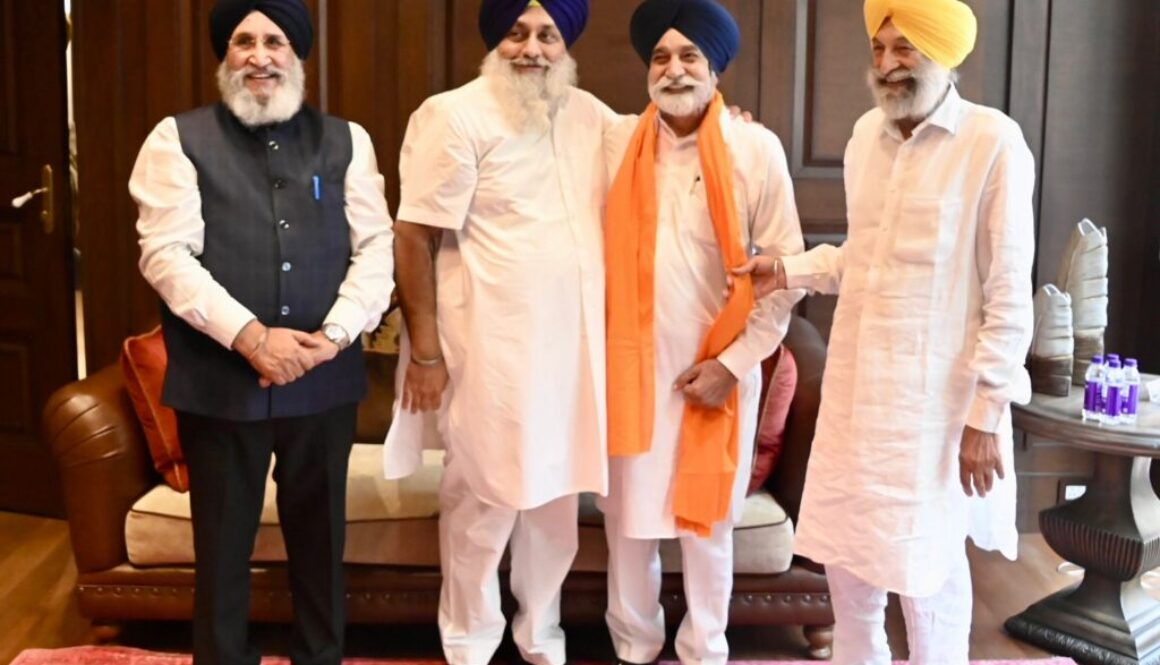 Charanjit Brar questions Sukhbir Badal over Maluka’s return to SAD.