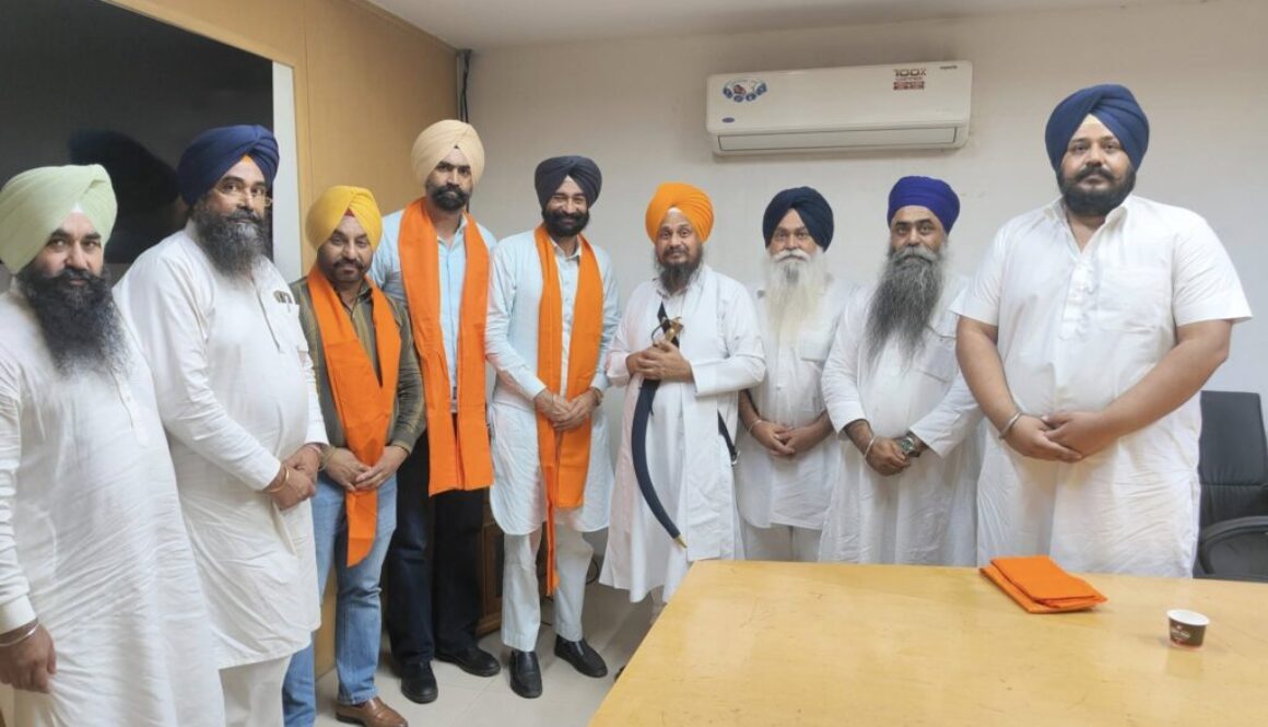 Big Boost for Shiromani Akali Dal in Plethi Meeting, AAP Spokesperson Iqbal Singh Among Leaders Joining, Giani Harpreet Welcomes