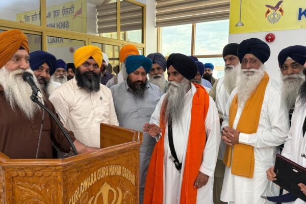 Bhai Pinderpal Singh honoured with Gold Medal in Montreal; thousands benefit from three-day katha at Gurdwara Guru Nanak Darbar.