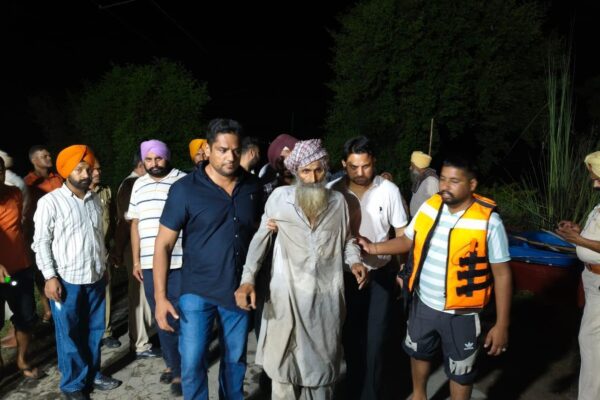 Zira Tehsildar Satwinder Singh emerges as a saviour for flood victims.