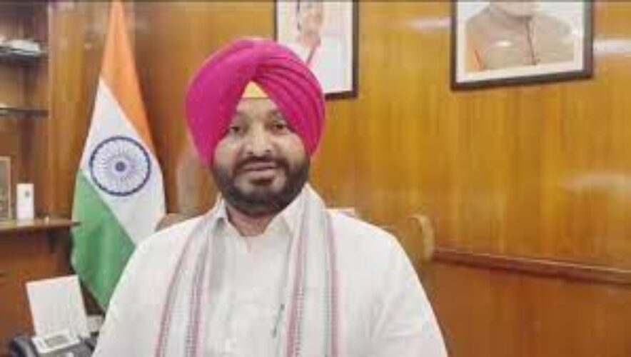 Bittu Calls Ludhiana RTO Lockdown a PR Stunt: ‘To Mislead People, Preparing to Sell Govt Property’
