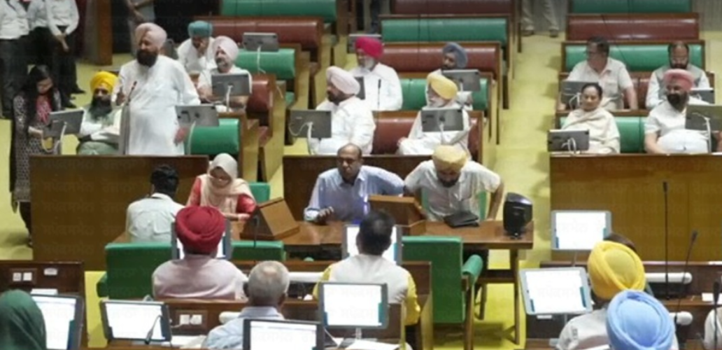 Bajwa Questions PM Modi’s ₹12,000 Cr SDRF Claim: “CM Mann Says ₹1,500 Cr, Who Is Lying?”