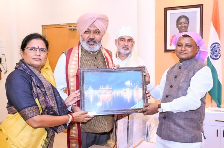 Guru Tegh Bahadur Ji’s 350th Martyrdom Commemoration: Odisha CM Mohan Charan Majhi Invited by Harpal Cheema and Lal Chand Kataruachak