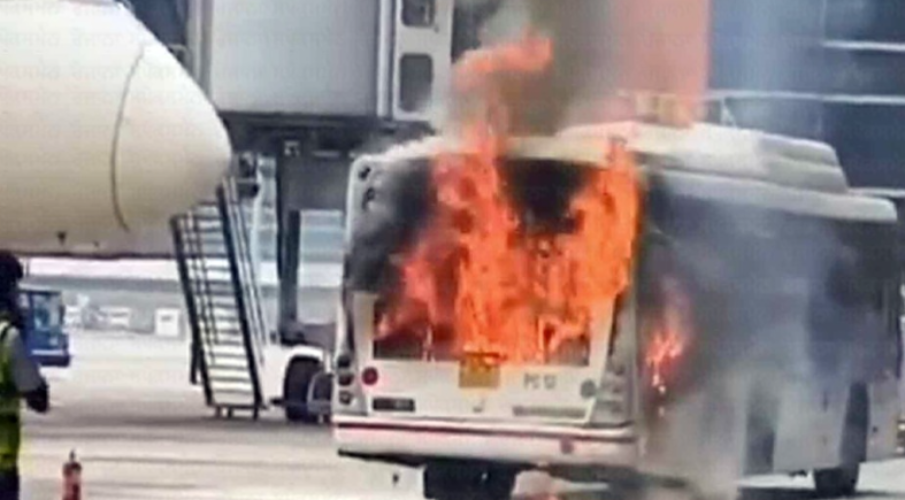 Air India Bus Catches Fire at Delhi Airport: Incident Near T3 Aircraft, Quickly Controlled with No Injuries