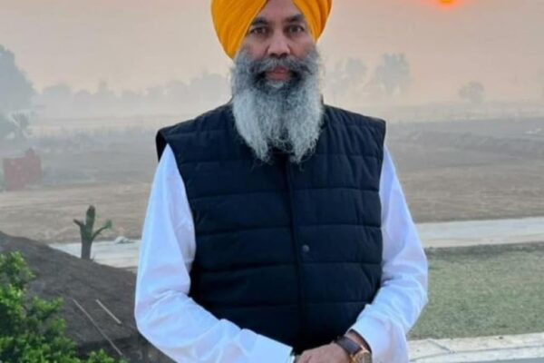 Karnail Singh Peer Mohammad Surrounds Centre & State Govts on Republic Day