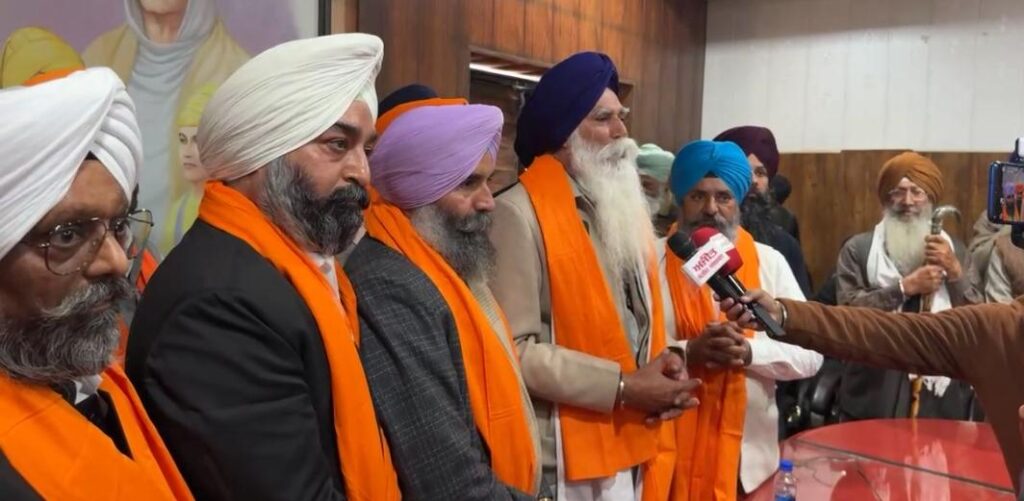 Fatehgarh Sahib: Akali Dal Varis Punjab Holds Unity Meeting – Several AAP Leaders Join After Quitting