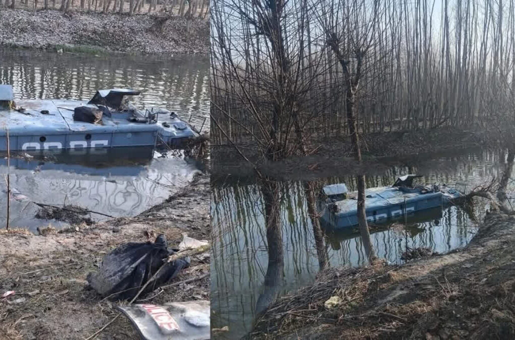 Major Accident in Srinagar; CRPF Bus Falls into Canal, 7 Jawans Injured