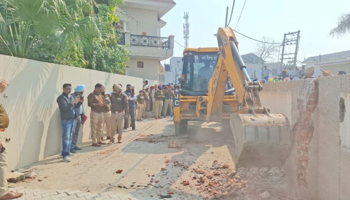 Khaira Slams AAP Govt Over Demolition at Ancestral Home