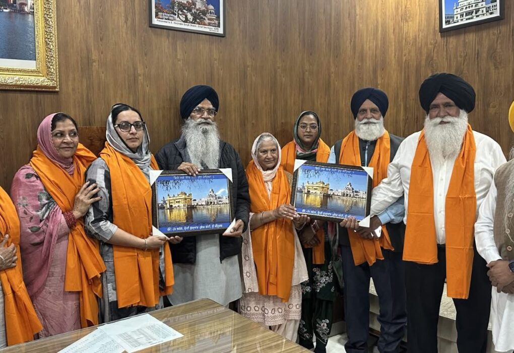 Sikh Delegation from America Meets SGPC President Advocate Dhami