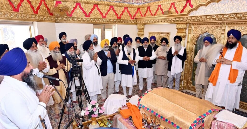 SGPC Pays Tribute to Former Head Granthi Giani Mohan Singh with Akhand Path Bhog