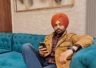 Singer Jordan Sandhu