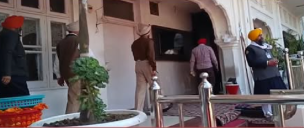 SSP Fazilka Explains Darbar Sahib Parikrama Incident at Akal Takht