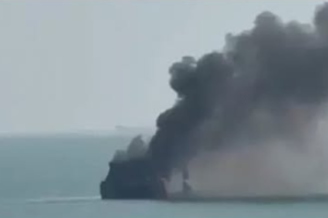 US Attacks Iranian Warship Returning from India