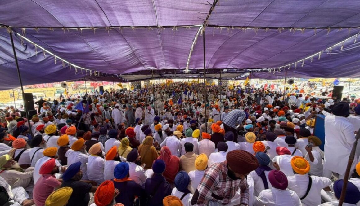 Vaisakhi Sikh gathering Punjab