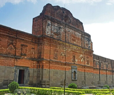 adina masjid