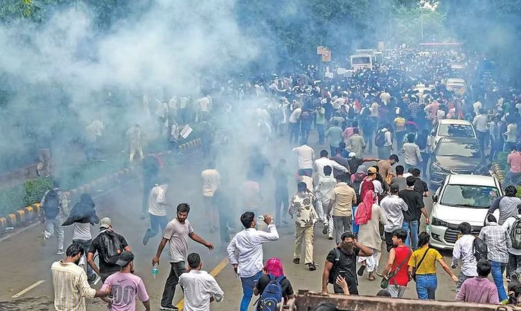 ACP injured during Jantar Mantar protest, admitted to hospital