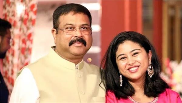 Education Minister Dharmendra Pradhan’s daughter quits Instagram amid student protests