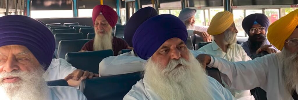 Bhai Jasvir Singh Rode addressing Sangat during the Qaumi Insaaf Morcha