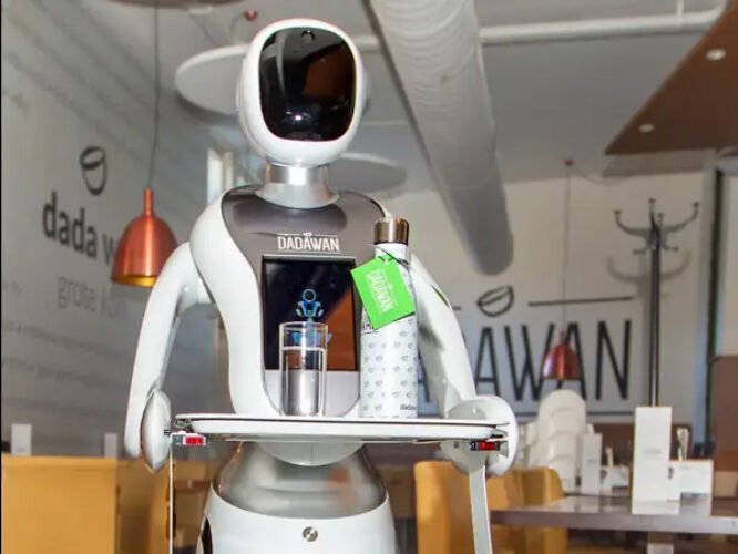 robot serving food copy