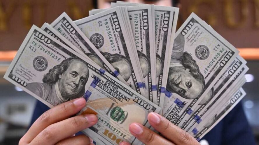 INDONESIA-ECONOMY-FOREX