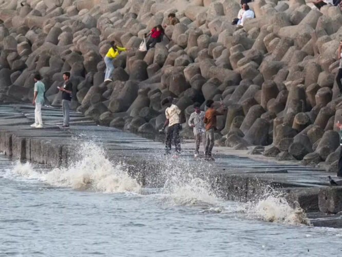 mumbai river copy
