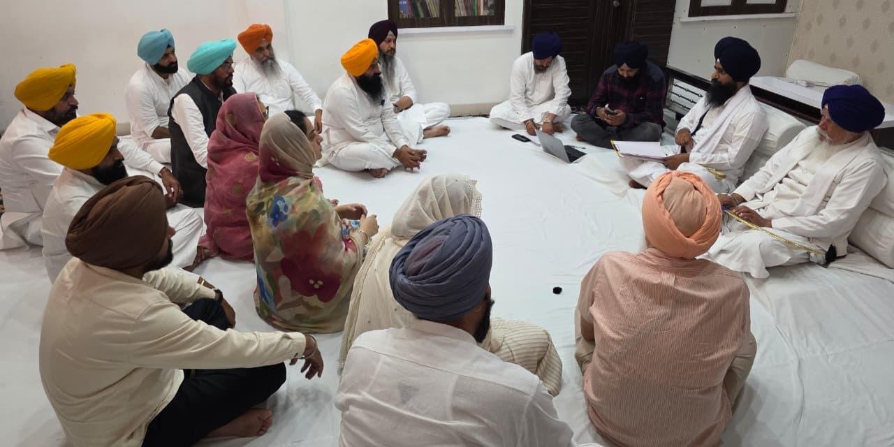 Aam Aadmi Party MLAs sought forgiveness at Sri Akal Takht Sahib