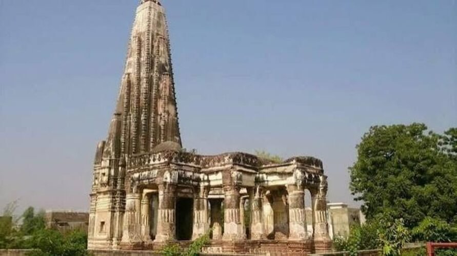 hindu mandir in pakistan