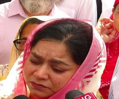 roop kaur copy