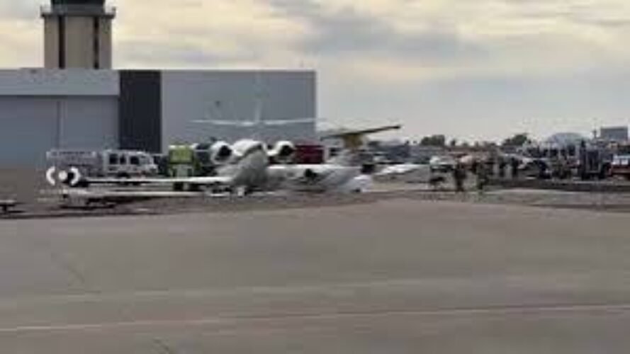 runway plane