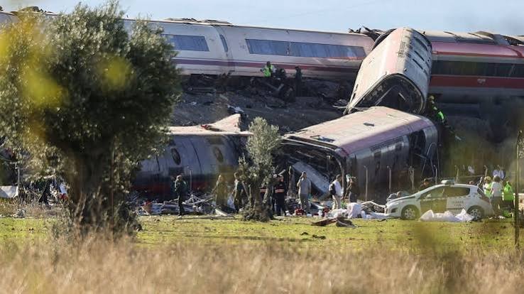 Two trains collide in Spain; 39 people dead
