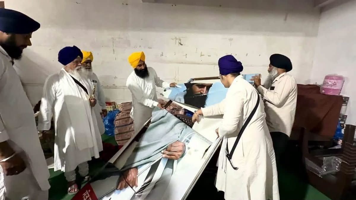 Police desecrate Gurdwara Baba Deep Singh in Rajasthan – Pictures of Sant Bhindranwale and martyred Singhs torn, huge protest in Sikh community