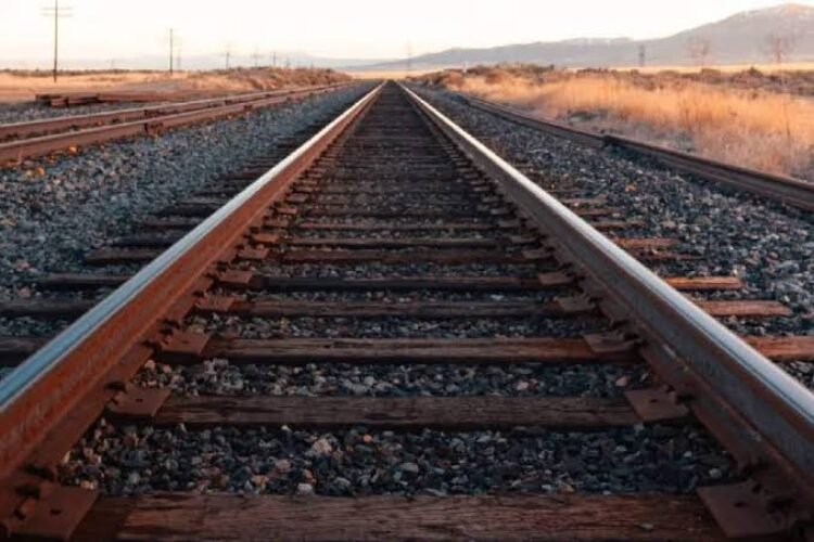 train track