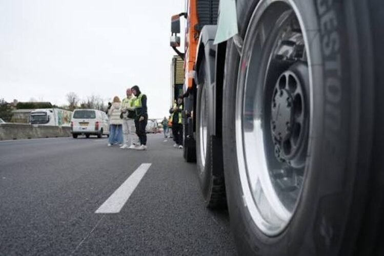 truck strike